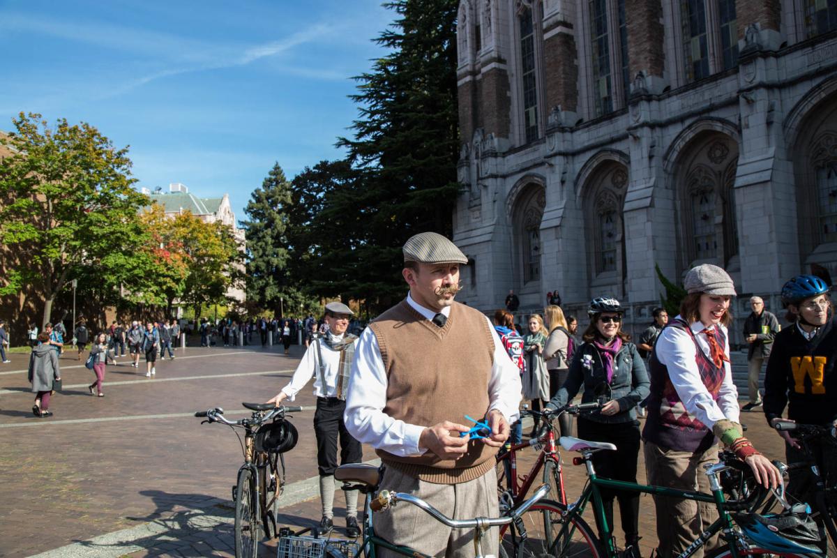Tweed riders